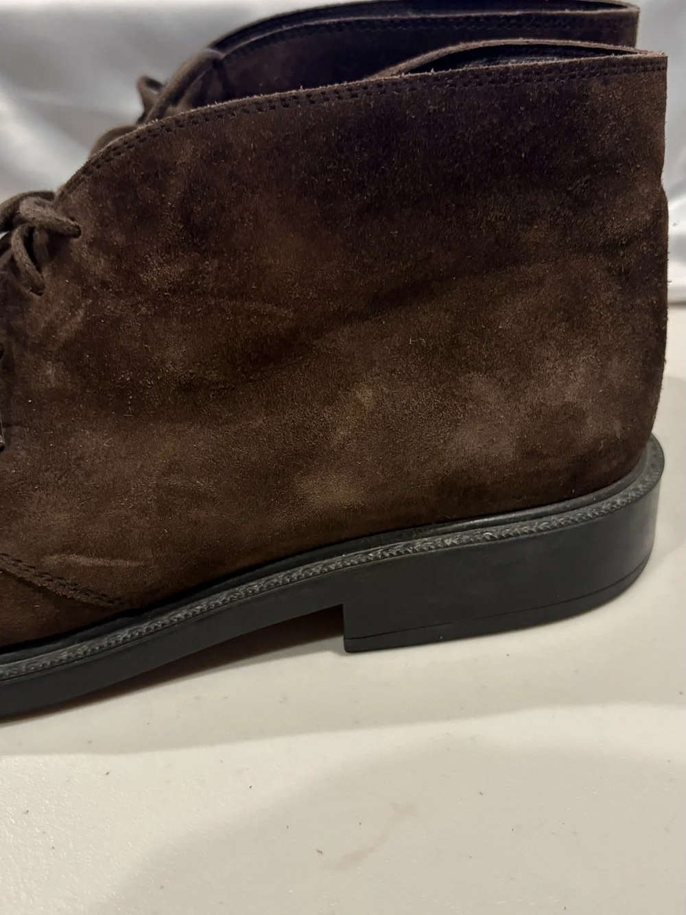 Tod's Men's Brown Suede Lace up Ankle Boots. Chukka style. shoes. Size 11